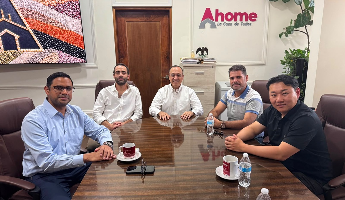 Alcalde de Ahome se reúne con empresarios chinos
