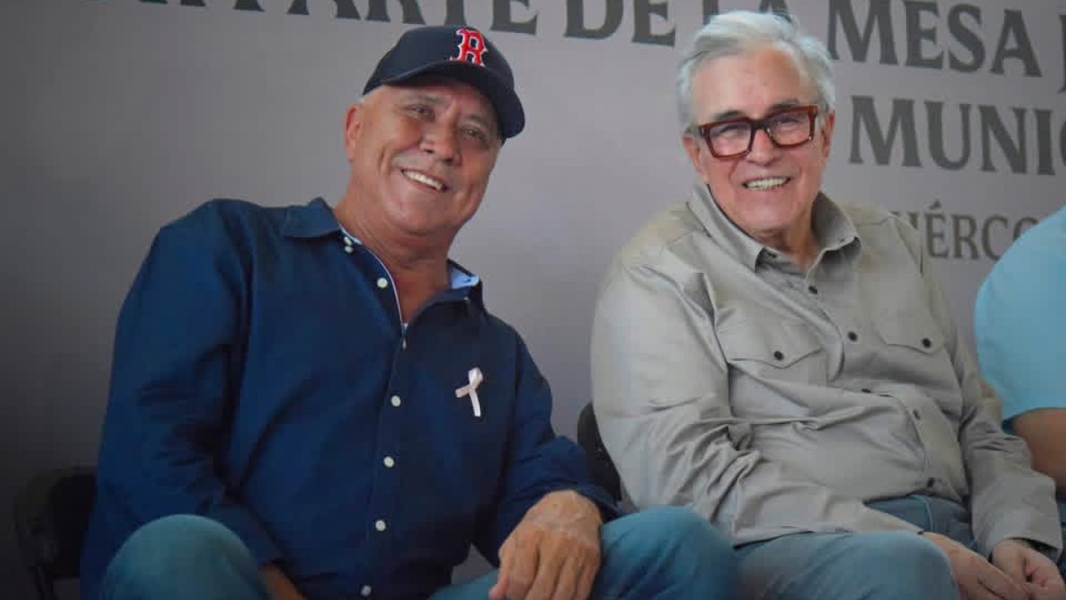 alcalde gildardo leyva refrenda su respaldo al gobernador ruben rocha moya