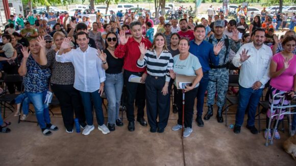 Encabeza la alcaldesa Ramos Villarreal entrega de apoyos y servicios médicos en Tepuche, Culiacán