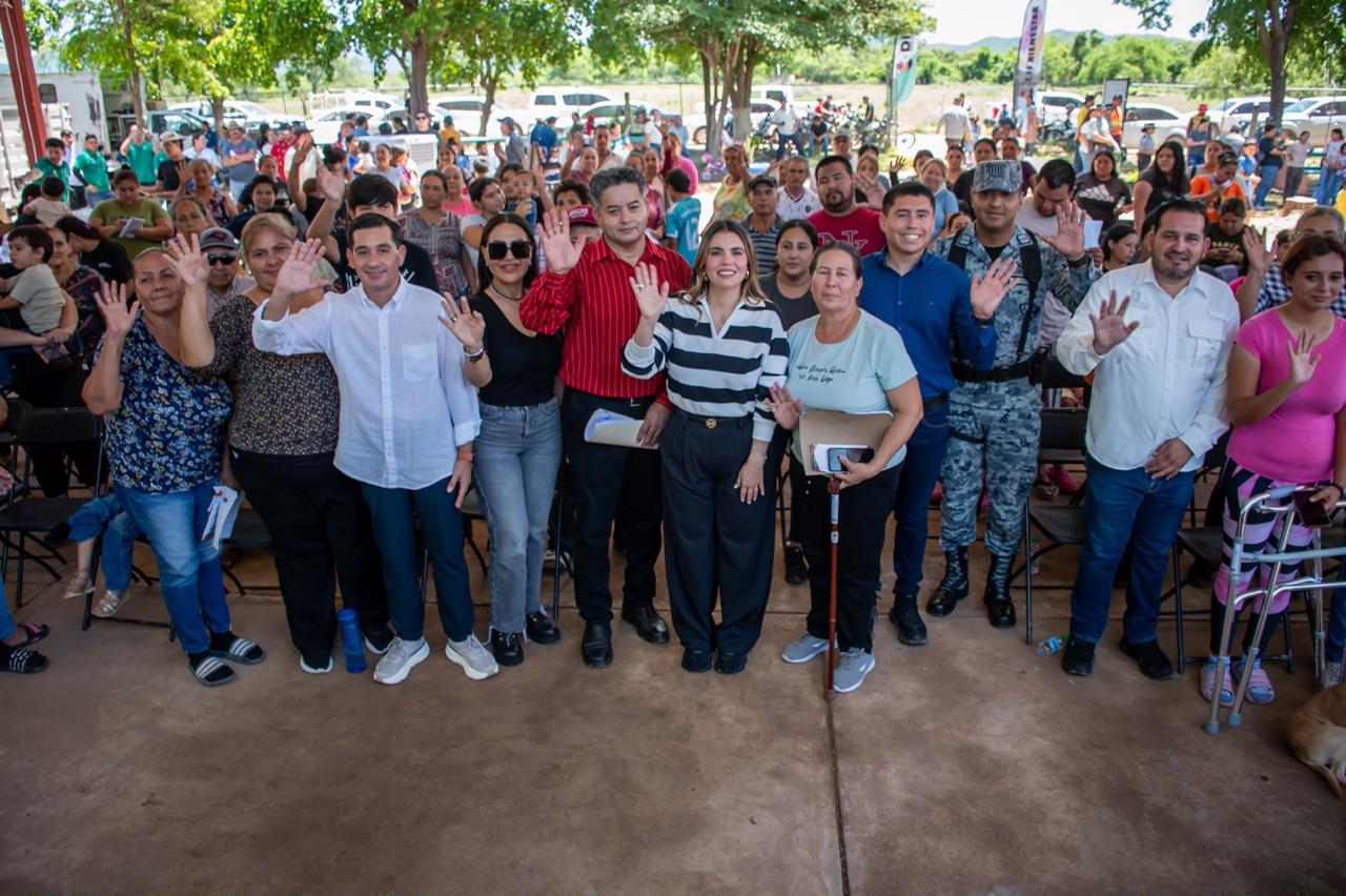Encabeza la alcaldesa Ramos Villarreal entrega de apoyos y servicios médicos en Tepuche