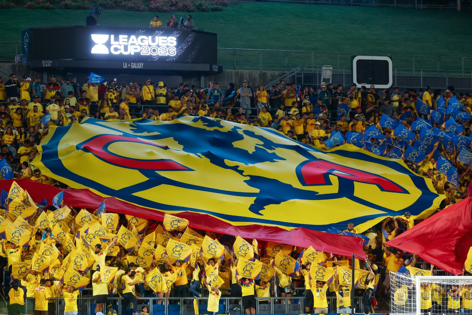 América