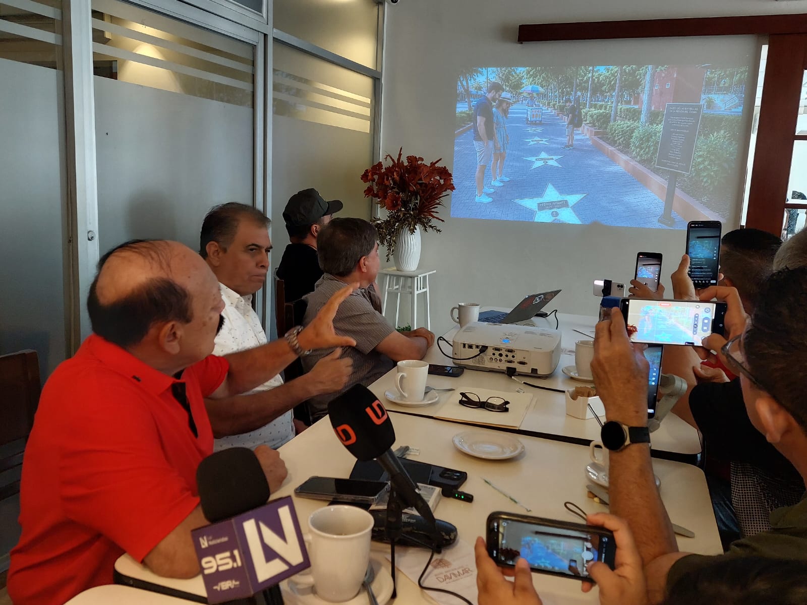 Anuncian “Paseo de las Estrellas” en la plazuela Pedro Infante