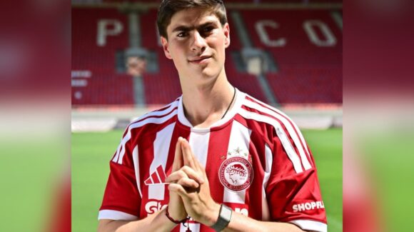 Armando “Hormiga” González es convocado a su primer partido con el Olympiacos de Grecia