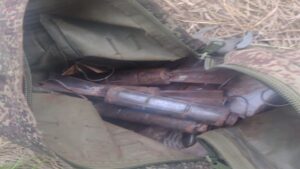 aseguran en escuinapa una camioneta llena de explosivos y un arma larga