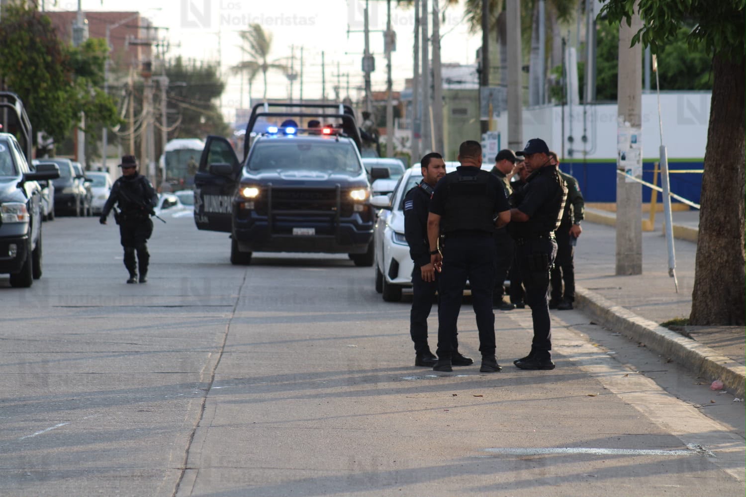 Ataque a balazos en acceso de la central de autobuses de Mazatlán deja un muerto