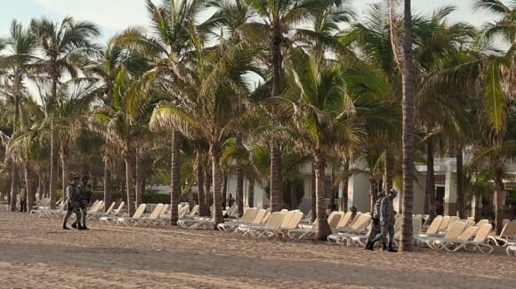 Hombres armados persiguen y balean a sujeto cerca del Estero de Yugo en Mazatlán, Sinaloa
