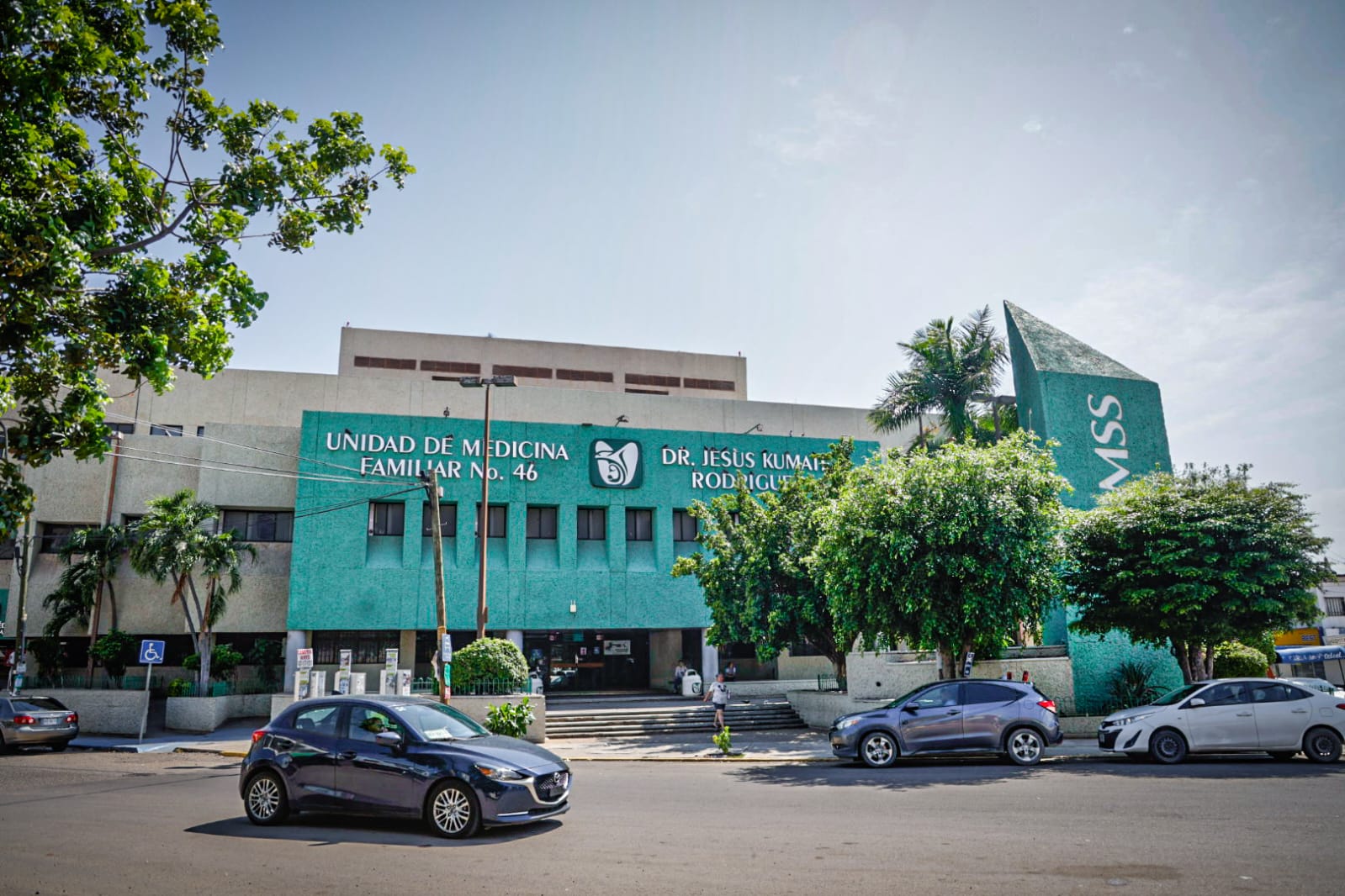 ataque balazos a la rastreadora alma rosa rojo en culiacan hospital