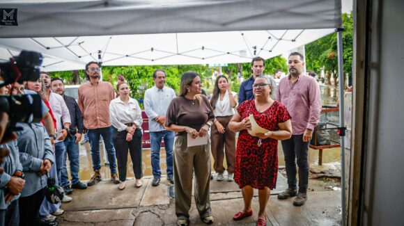 Cumplen compromiso en la Capistrano, Culiacán: Ana Miriam Ramos entrega siete calles pavimentadas con inversión de 3.2 mdp