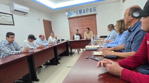 ¡Regresa el agua! Guasave y Juan José Ríos firman histórico convenio para garantizar el servicio en El Cerro Cabezón y Bachoco