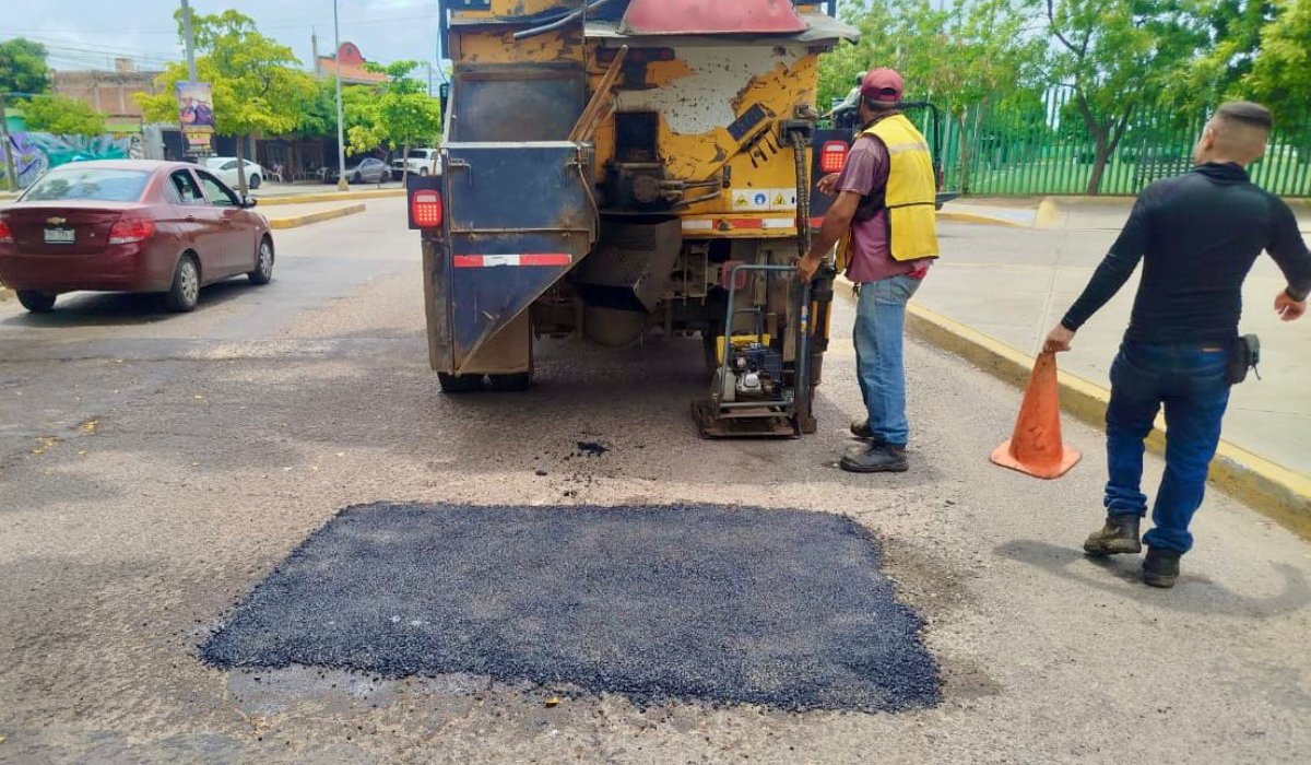 Programa de bacheo en Mazatlán