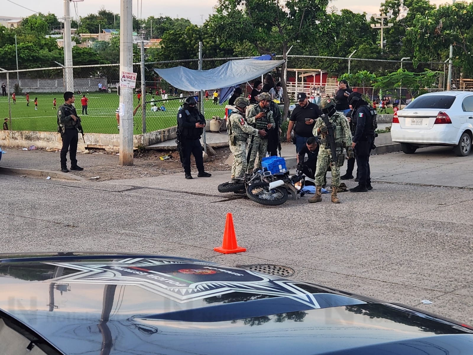 Balea vivienda y luego abandona moto para robar vehículo en Culiacán