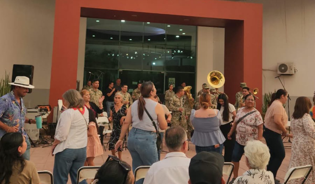 Banda de Música de la Tercera Región Militar en Guasave
