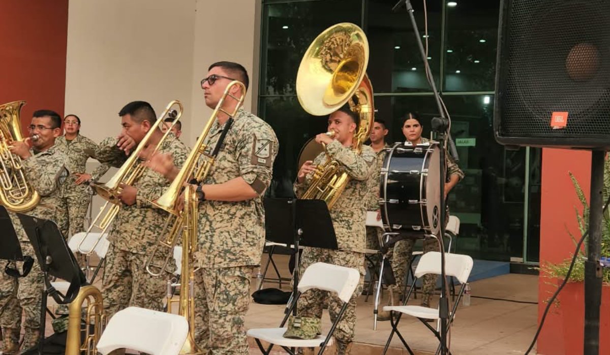 Banda de Música de la Tercera Región Militar en Guasave