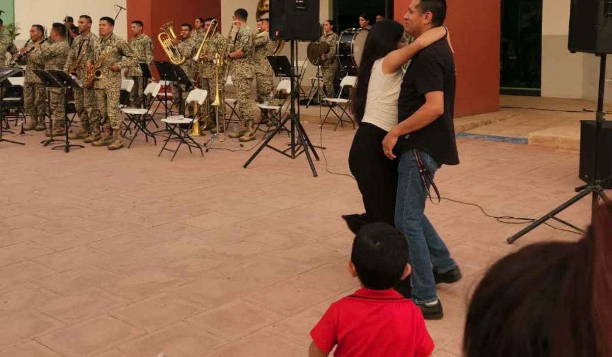 Banda de Música de la Tercera Región Militar en Guasave