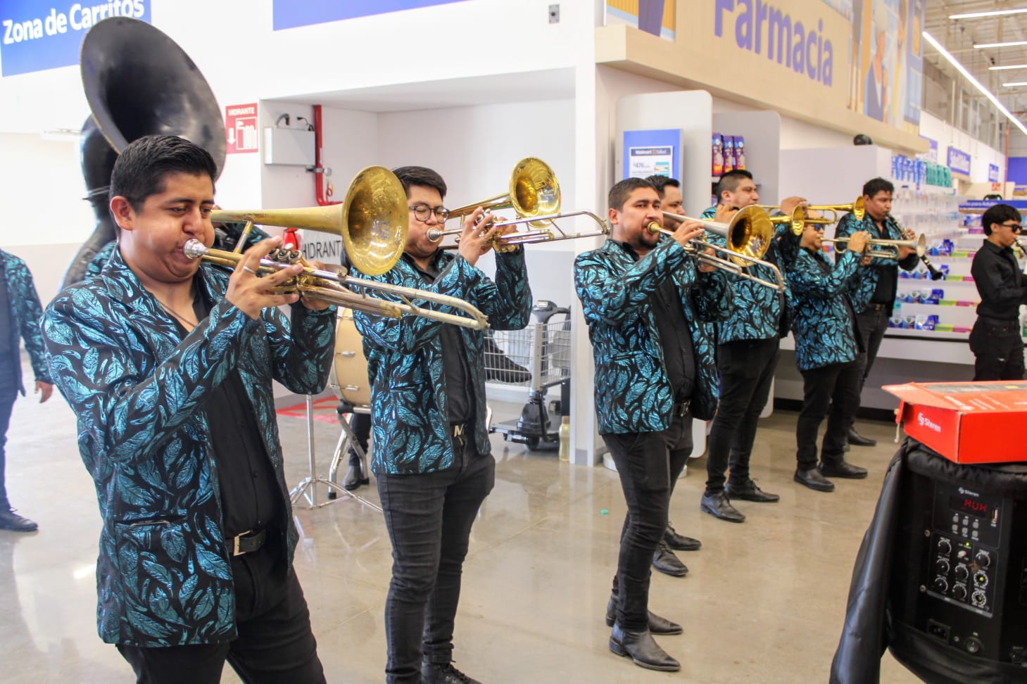 Inauguración Walmart Jaripillo, en Mazatlán