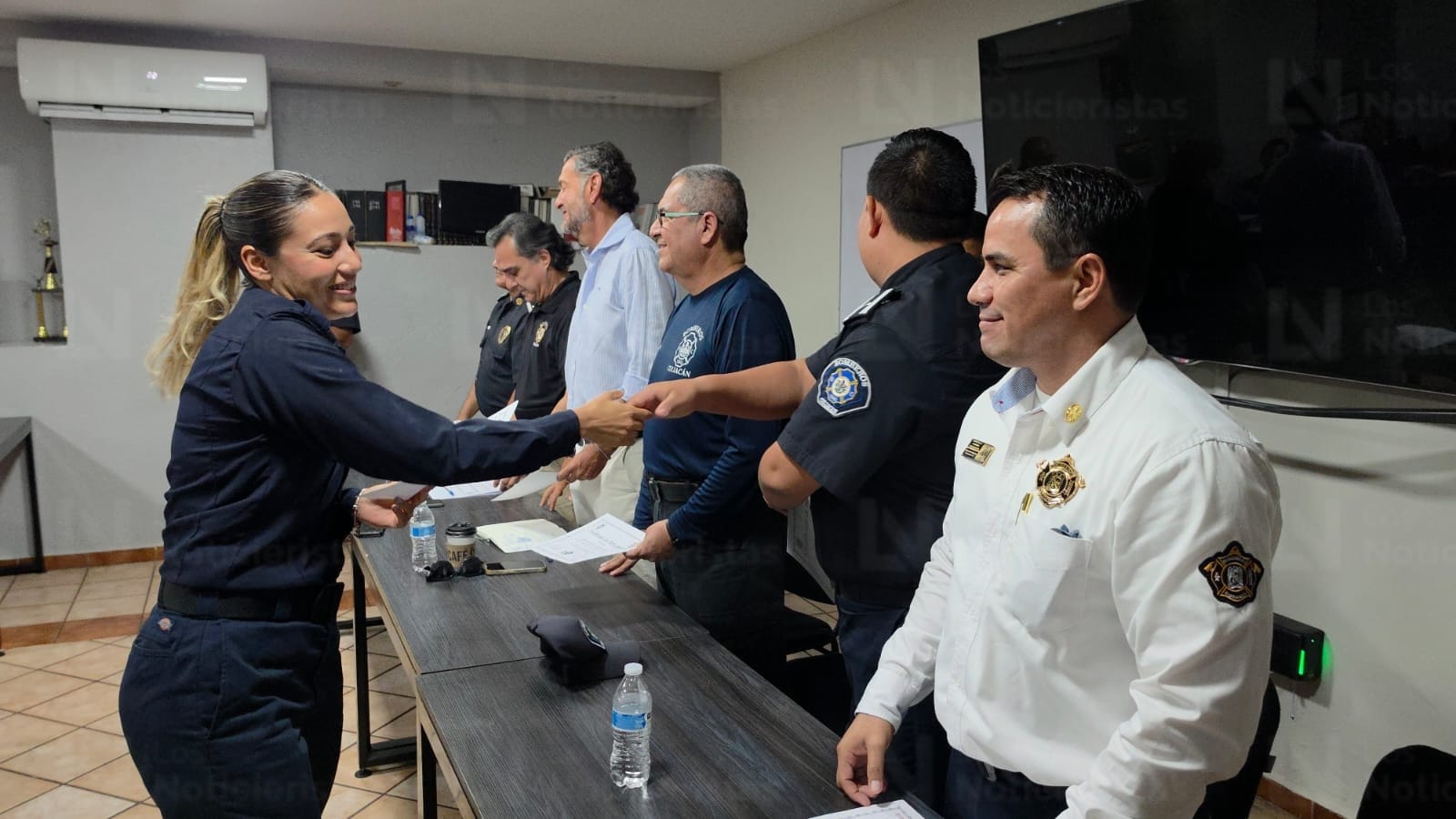 Bomberos Culiacán se certifica internacionalmente en rescate en aguas peligrosas