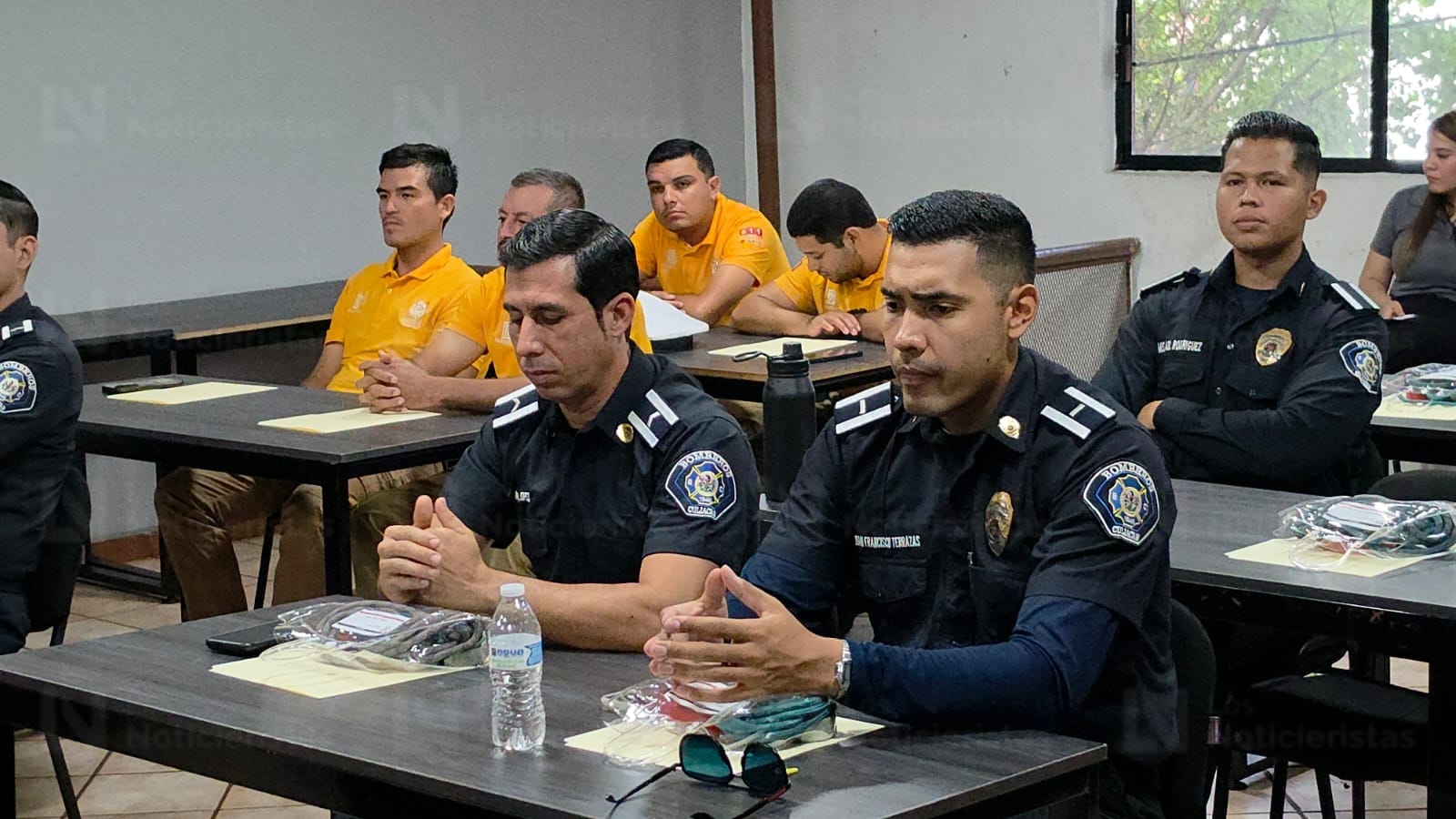 Bomberos Culiacán se certifica internacionalmente en rescate en aguas peligrosas