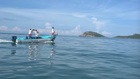 Ya son 30 horas de angustia: mantienen búsqueda de joven desaparecido en el mar de Mazatlán, Sinaloa