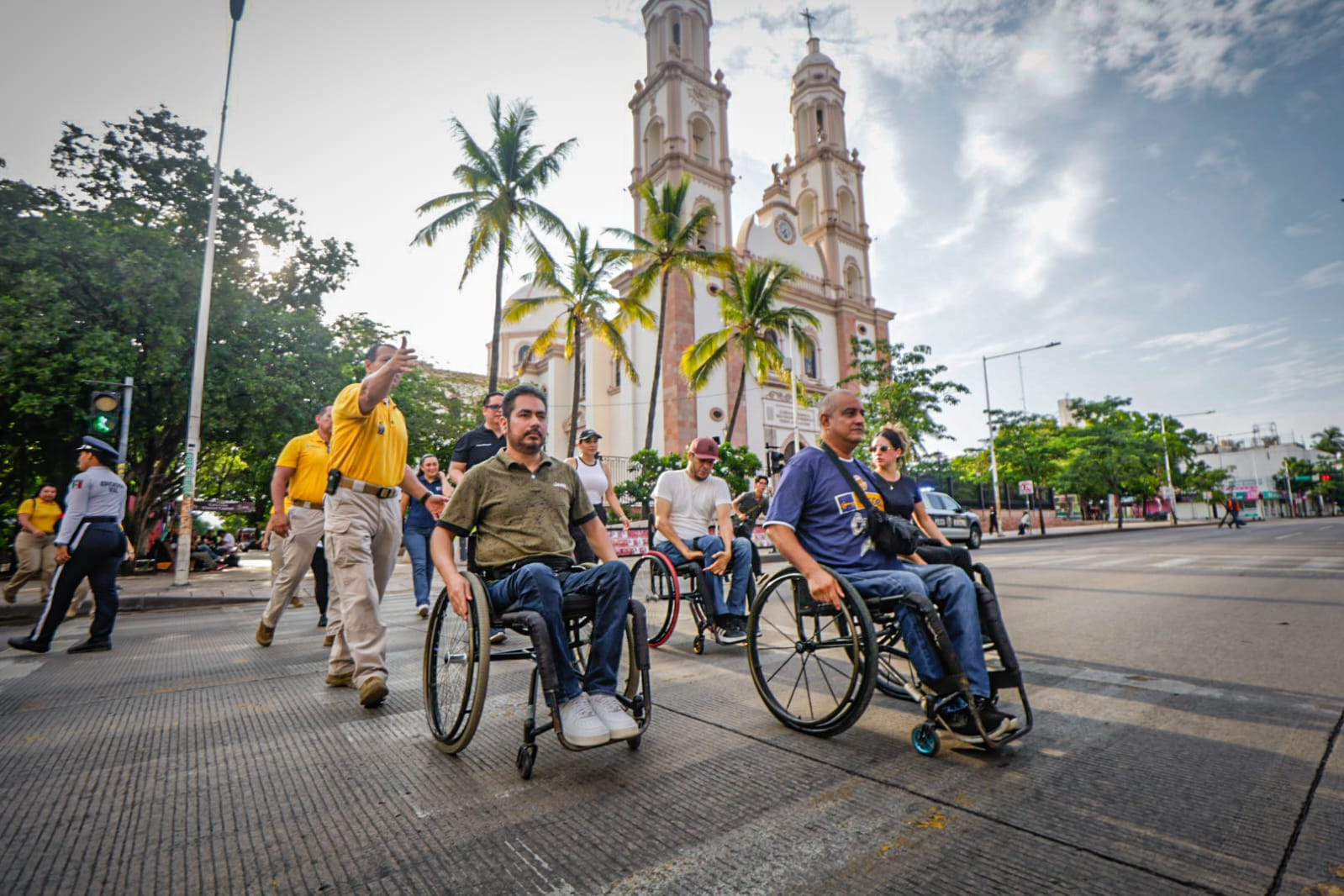 Caminata por una Movilidad Más Segura y Sostenible, en el marco de la conmemoración del Día Mundial del Peatón