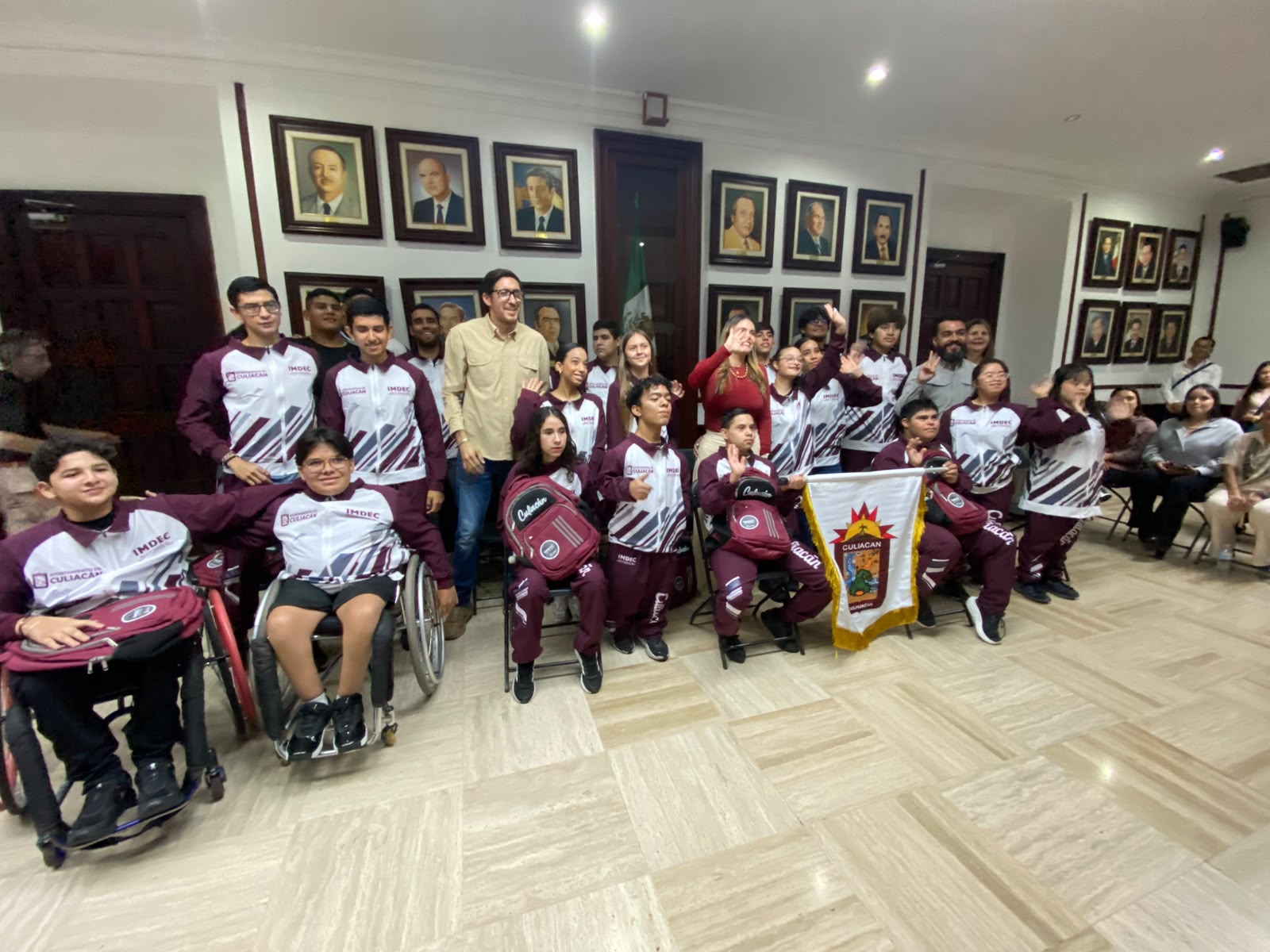 Ceremonia de abanderamiento de la delegación Culiacán rumbo a los Paranacionales Conade 2026
