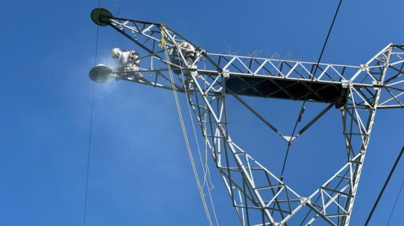 CFE asegura operación de línea de transmisión El Mayo-Los Mochis Dos
