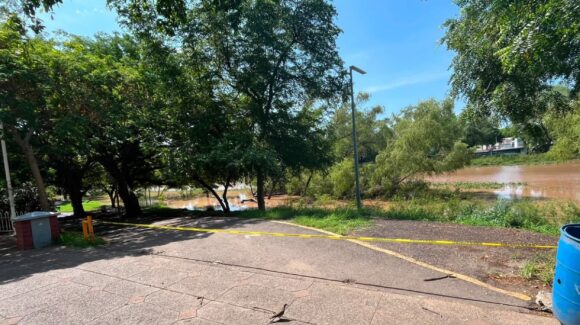 Tras lluvias, cierran temporalmente el Parque Las Riberas y Parque Acuático en Culiacán, Sinaloa