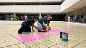 colectivos feministas protestan en palacio de gobierno por alza de feminicidios en sinaloa