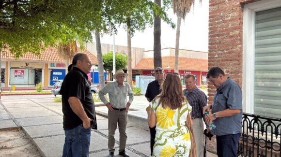 Comerciantes de Plaza Fiesta Las Palmas estallan contra la burocracia; exigen respuestas de dependencias para reabrir