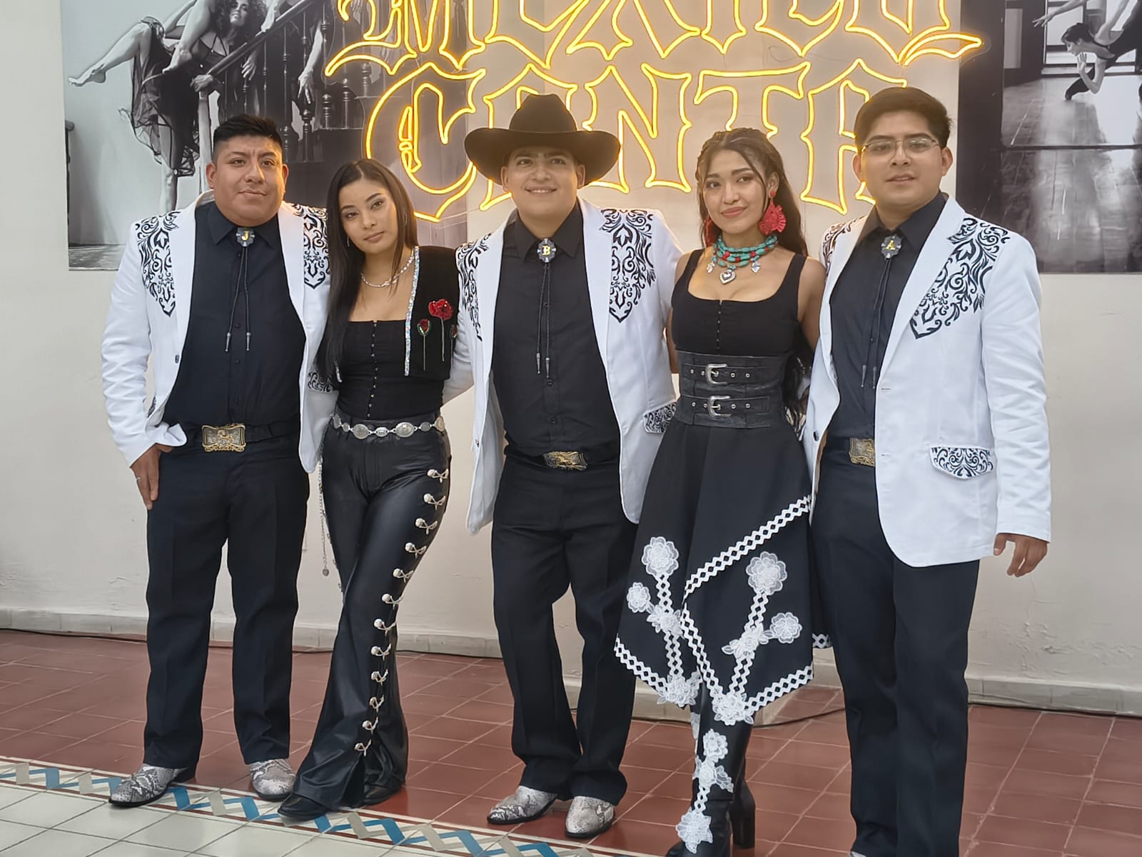 Concursantes de la semifinal de México Canta en Mazatlán