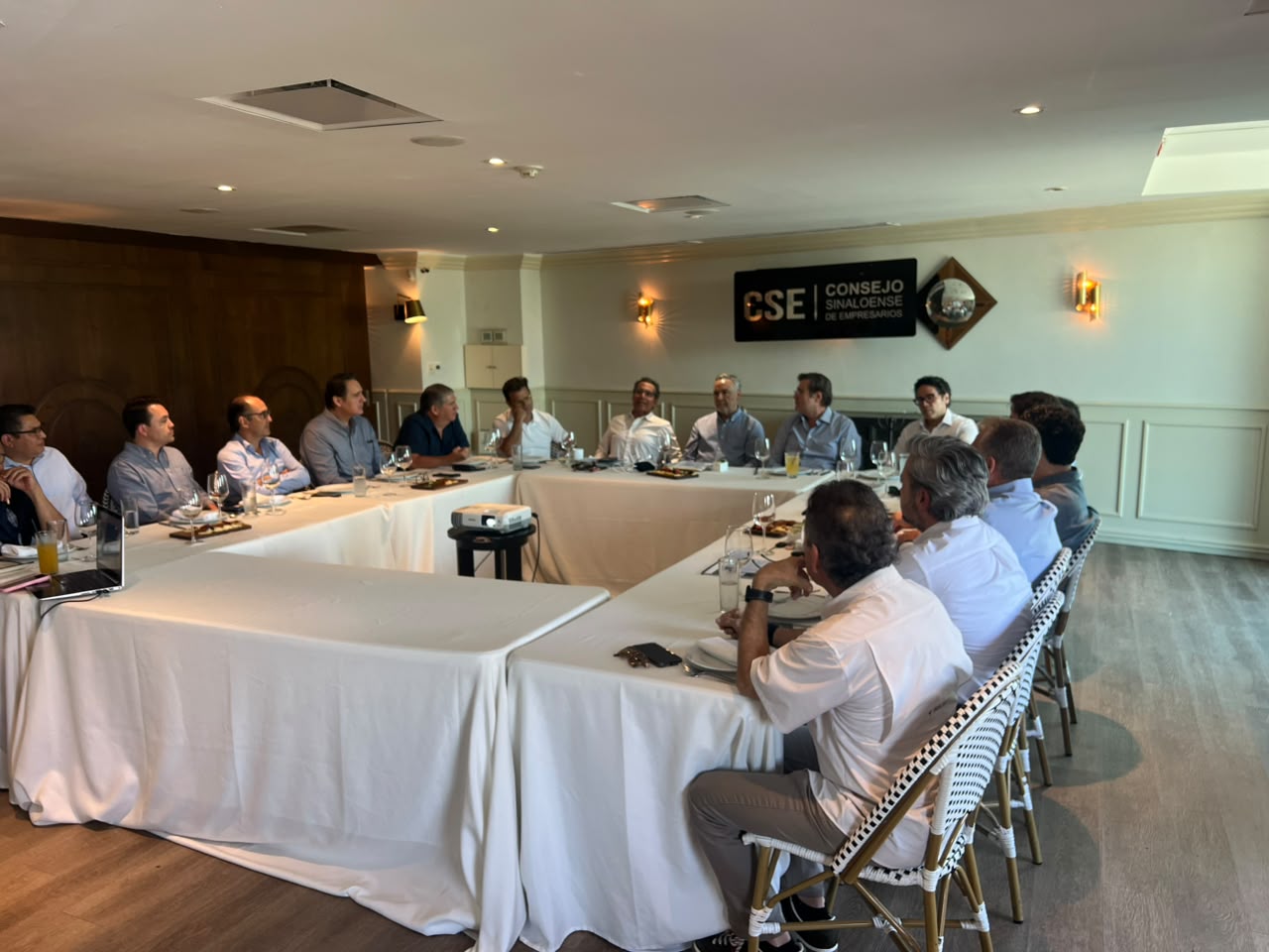 Consejo Sinaloense de Empresarios se reúnen con Alfonso Ramírez Cuéllar en Culiacán