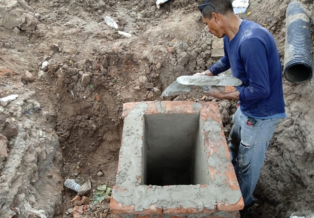 Construcción de pozo de toma en Ahome