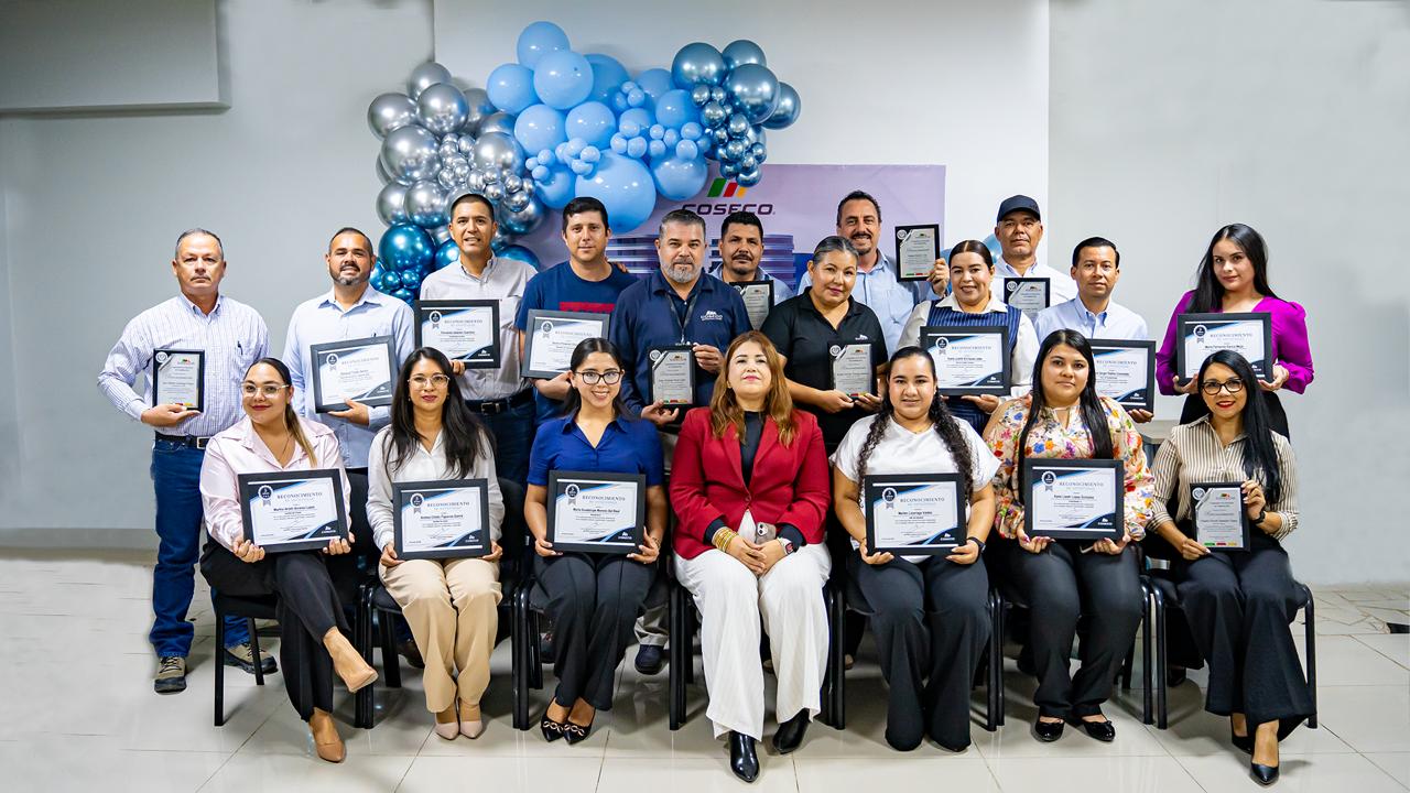 Coseco celebra su aniversario número 19 con reconocimientos a colaboradores