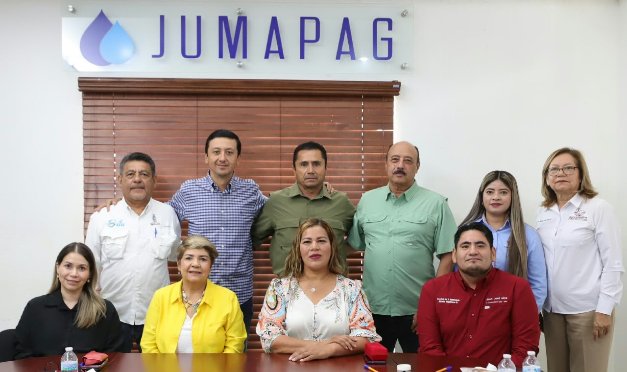 Guasave y Juan José Ríos formalizan acuerdo para garantizar agua potable a Cerro Cabezón y Bachoco