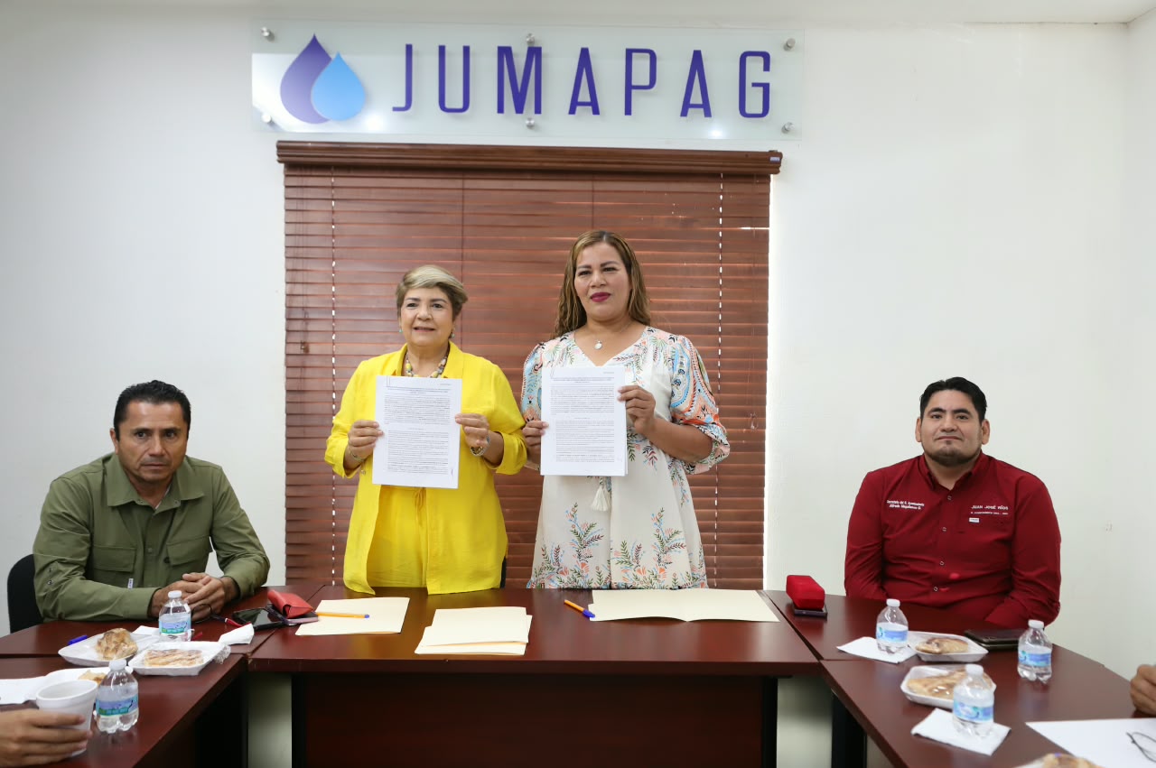 Guasave y Juan José Ríos formalizan acuerdo para garantizar agua potable a Cerro Cabezón y Bachoco