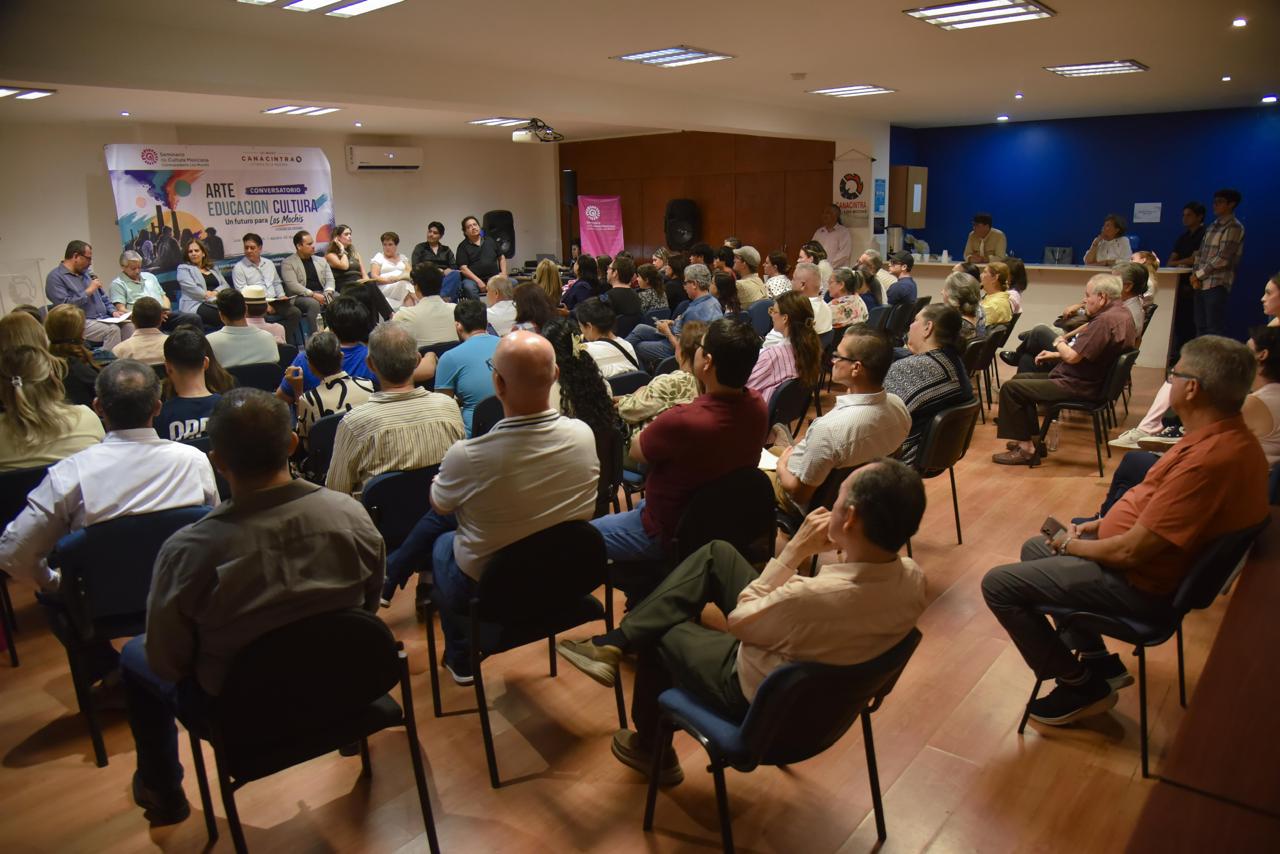 Conversatorio sobre el futuro del Teatro Ingenio, Museo Trapiche y CIE de Los Mochis