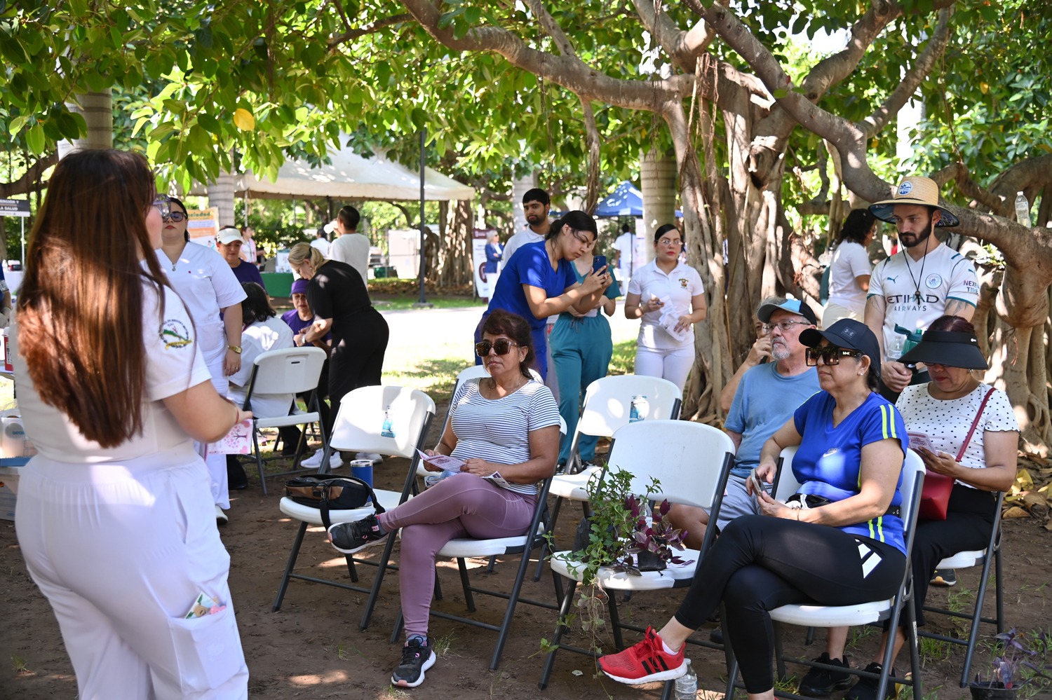 Convivencia por el Día del Adulto Mayor de la Facultad de Medicina de la UAS
