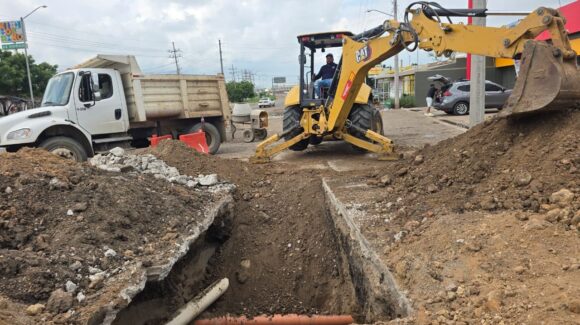Jumapam acelera obras en Villa Unión, Mazatlán, Sinaloa; refuerza el abasto de agua y renueva la red de drenaje