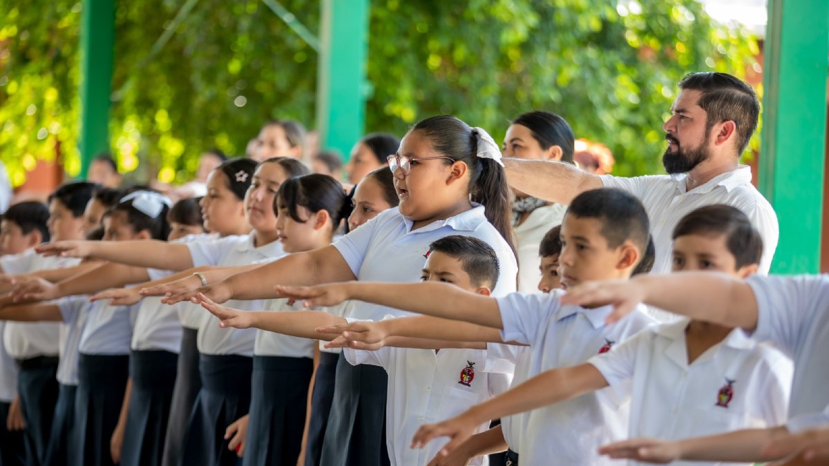 desde casa blanca guasave arranca oficialmente el ciclo escolar 2026 2027 sinaloa