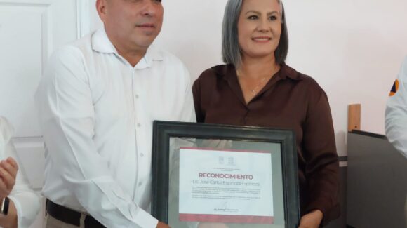 Con emotiva despedida a José Carlos Espinoza, Héctor López asume la Dirección de Protección Civil en Salvador Alvarado