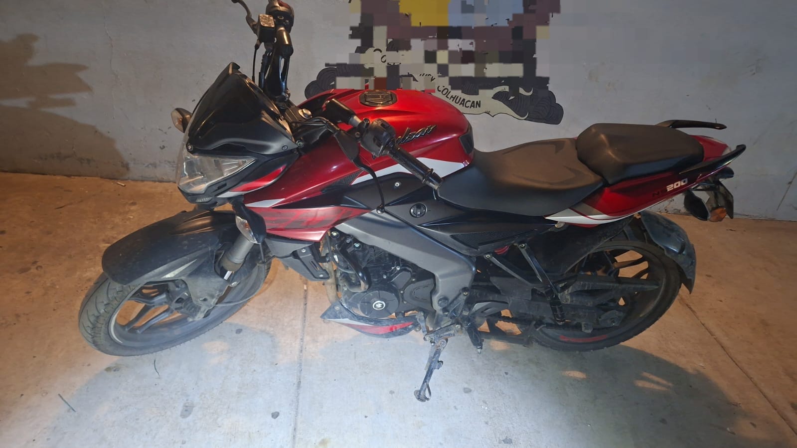 Motocicleta en la viajaban los detenidos