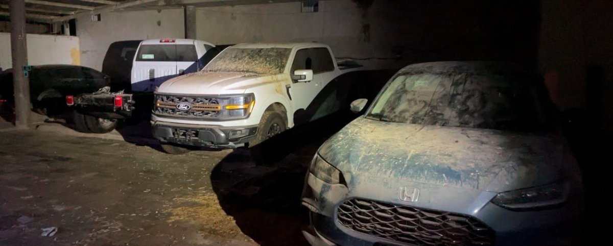 detienen a ocho en operativos de sinaloa camionetas