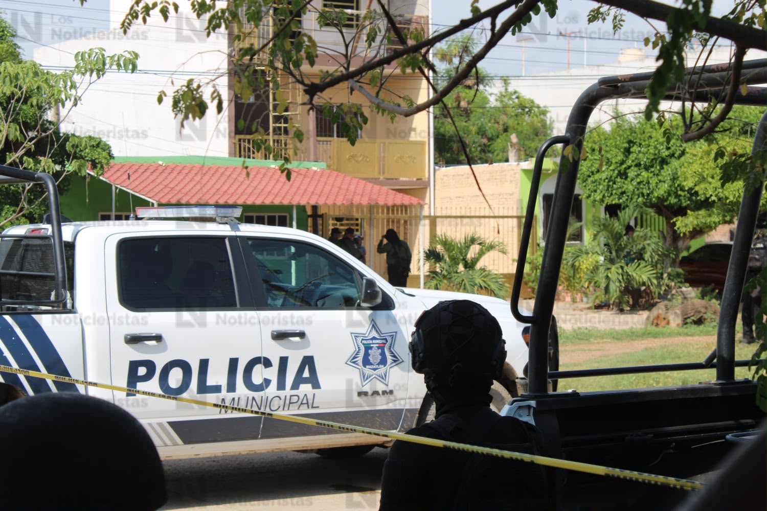 Reportan detonaciones en distintos puntos de Mazatlán, Sinaloa; balean camioneta y domicilio