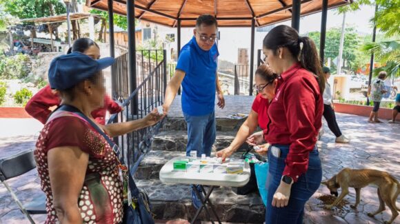 DIF Concordia, Sinaloa, lleva apoyo hasta las comunidades: recorren Copala, Chupaderos y Piedra Blanca