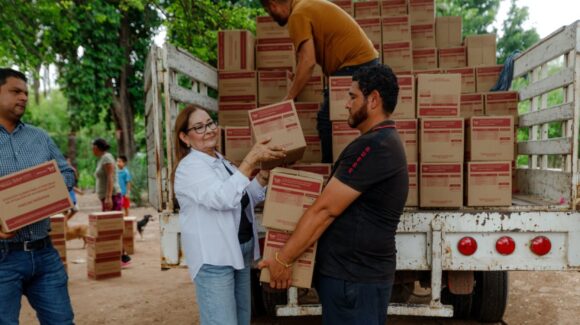 DIF Guasave entrega apoyo alimentario a 121 familias indígenas