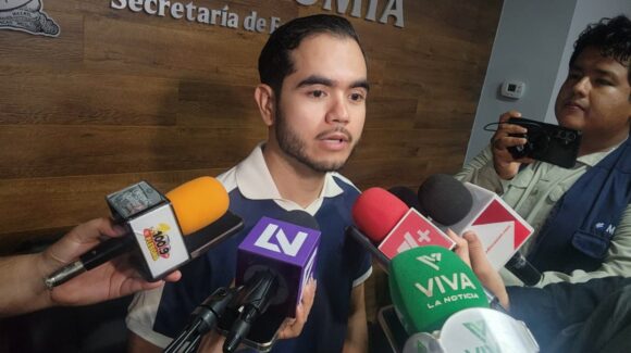 Apoyos para estudiantes en Sinaloa superan las 5 mil solicitudes; ISJU mantiene revisión
