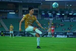 Dorados de Sinaloa vence a Coyotes de Tlaxcala