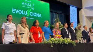 dulce maria ruiz castro refrenda liderazgo al frente de ammje los mochis sin