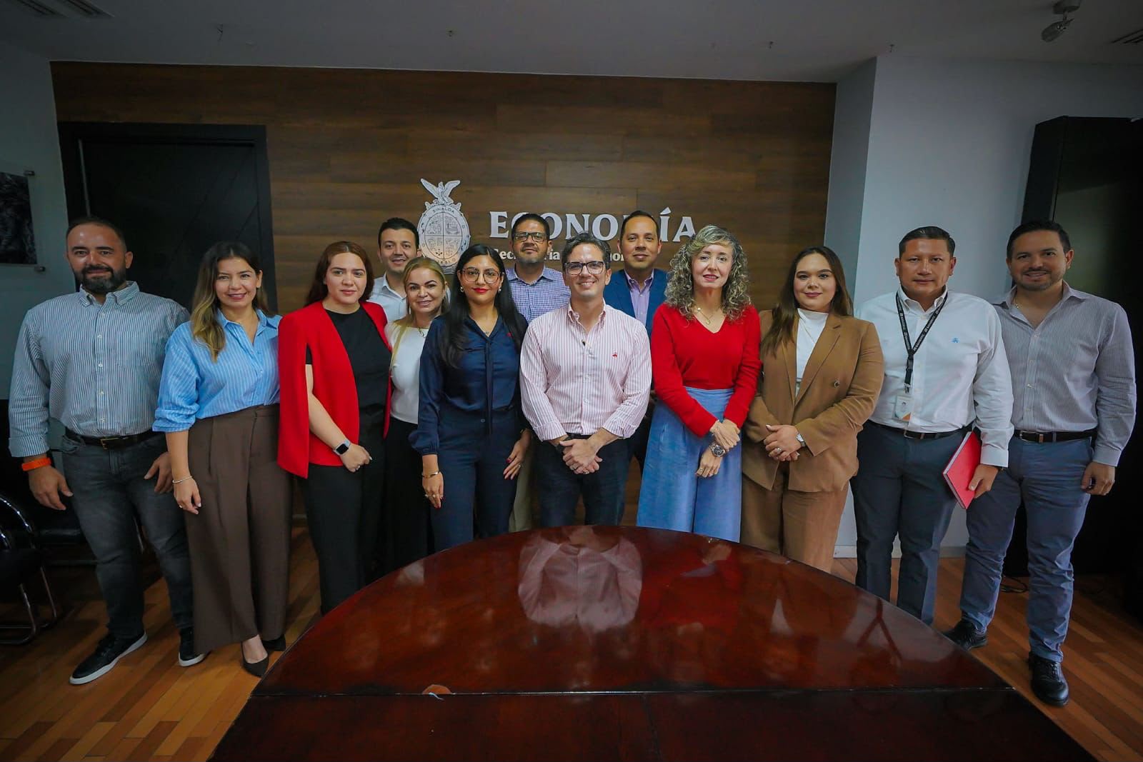 Economía anuncia ampliación del financiamiento para empresas