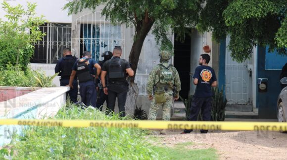Ejecutan a balazos a un sujeto en Infonavit Alarcón en Mazatlán, Sinaloa; hallan más de 60 casquillos