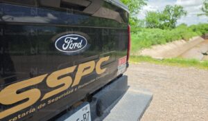 Se registra persecución en el sector centro de Culiacán; hay una camioneta volcada y detenidos